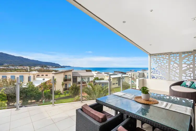 Main view of Homely house listing, 32 Aragan Circuit, Bulli NSW 2516