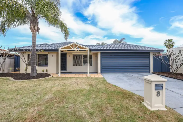 8 Nicholson Place, Ballajura WA 6066