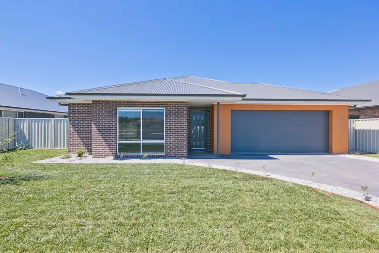48 Quiberon Way, Goulburn NSW 2580