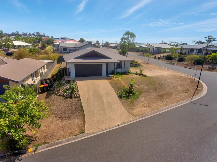 18 Skyline Drive, New Auckland QLD 4680