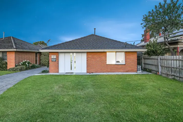 1/15-17 Browns Road, Clayton VIC 3168