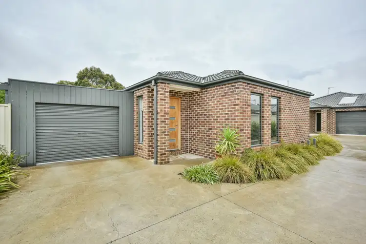 2/44 Bridge Street, Sebastopol VIC 3356