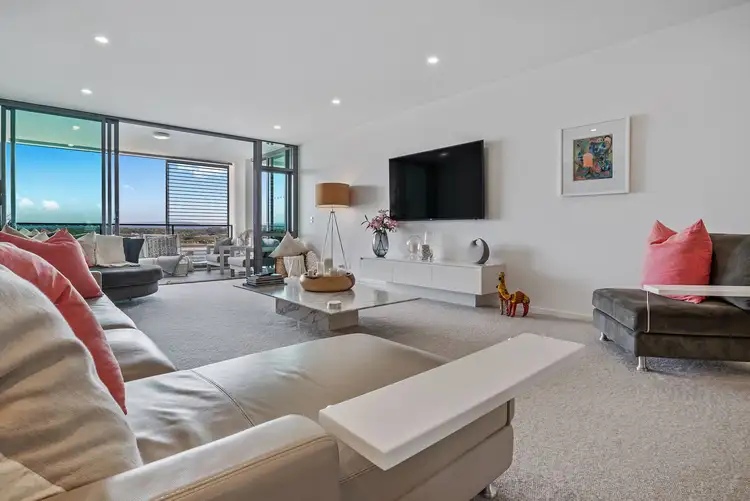 31405/2 Ephraim Island, Paradise Point QLD 4216