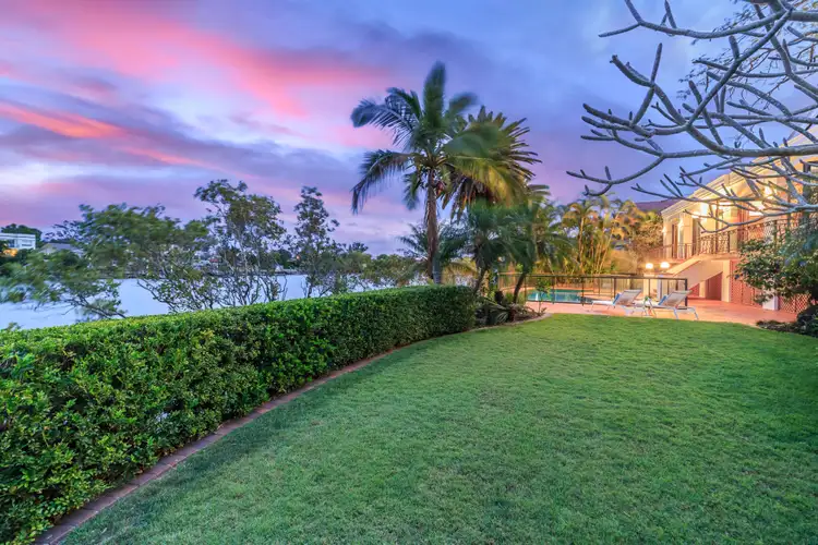 58-60 Cabana Boulevard, Benowa Waters QLD 4217