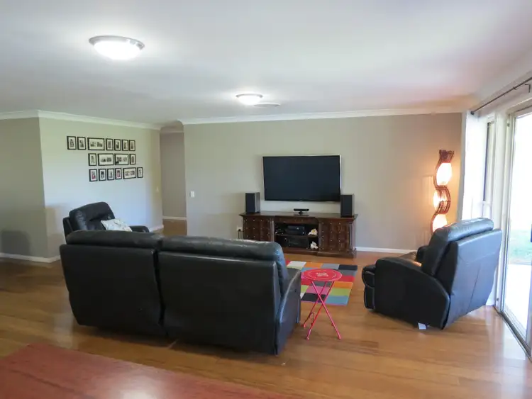 Seventh view of Homely house listing, 16 Cowan Crescent, Emerald QLD 4720