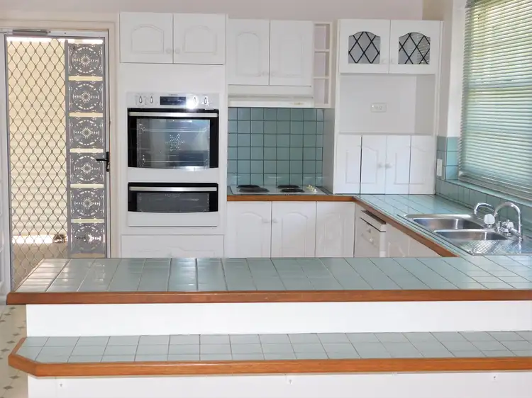 Fifth view of Homely house listing, 18 Memorial Drive, Padthaway SA 5271