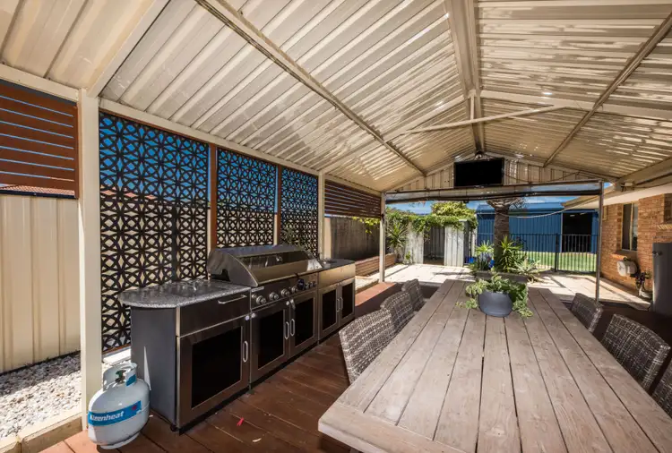 Second view of Homely house listing, 20 Mugana Crescent, Waggrakine WA 6530