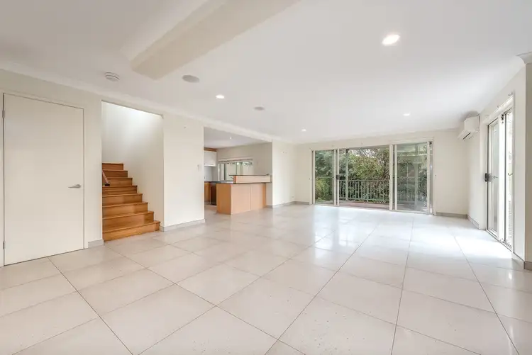 169 Easthill Drive, Robina QLD 4226