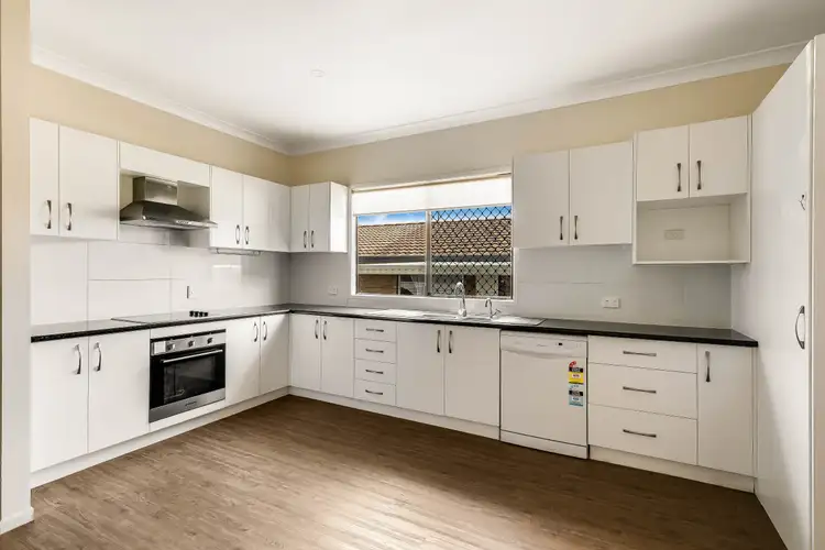 24 Ellis Street, Wilsonton QLD 4350