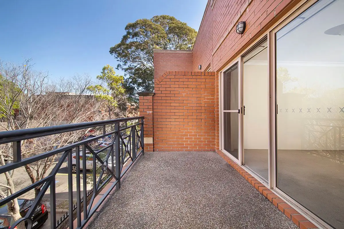 Main view of Homely unit listing, 21/61-65 Glencoe Street, Sutherland NSW 2232