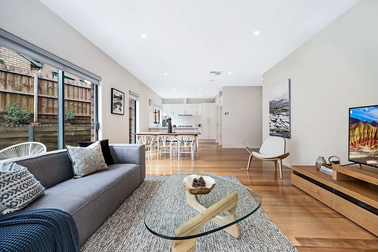 Main view of Homely townhouse listing, 2/1 Oakern Street, Mount Waverley VIC 3149