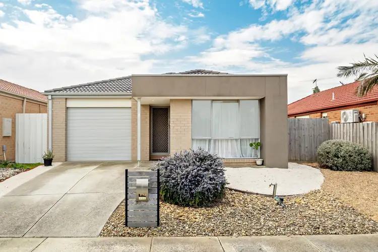 28 Jacaranda Drive, Carrum Downs VIC 3201