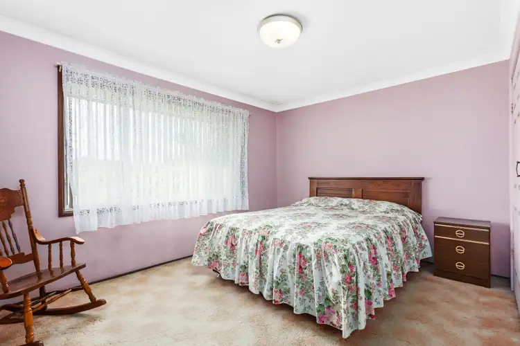 Fourth view of Homely house listing, 17 Brigadoon Circuit, Oak Flats NSW 2529