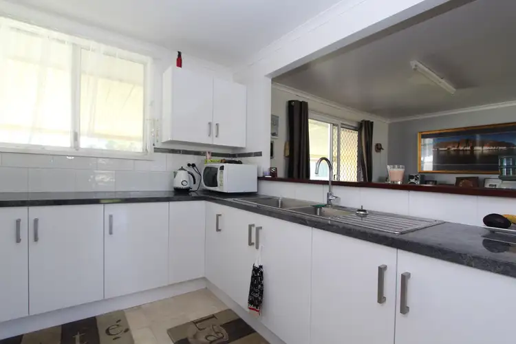 Second view of Homely house listing, 4 Westlake Way, Jurien Bay WA 6516