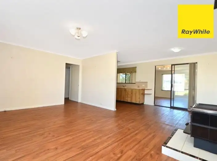 1 Hugel Place, Spencer Park WA 6330