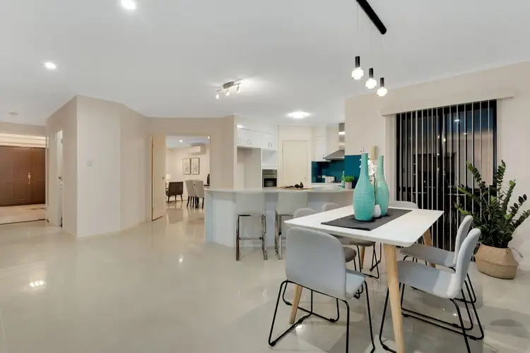 Sixth view of Homely house listing, 35 Ellendale Circuit, Eight Mile Plains QLD 4113