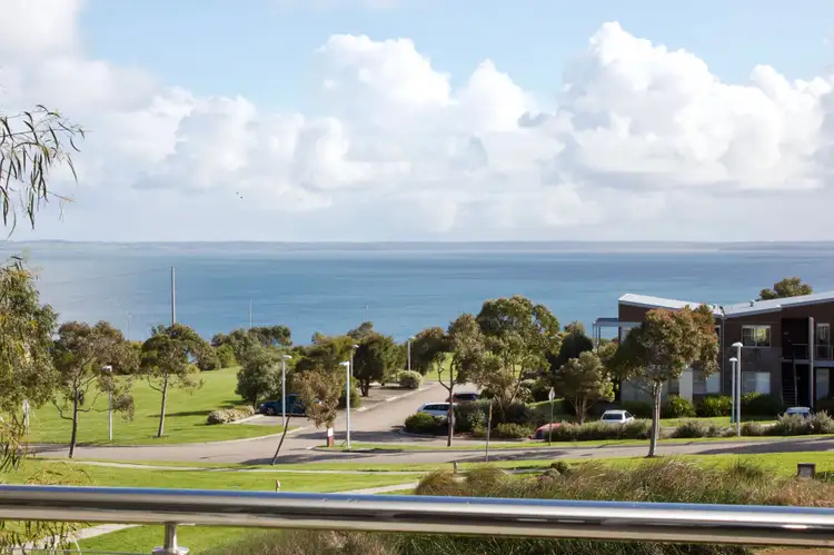 438/17 Potters Hill Road, San Remo VIC 3925