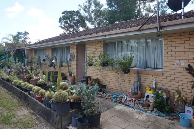 77 Station Road, Woodridge QLD 4114