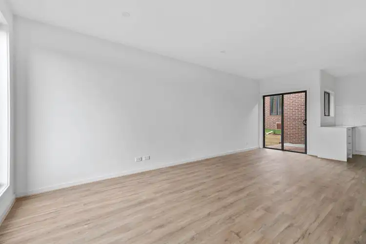 Seventh view of Homely unit listing, 4/14 Park View Road, Drouin VIC 3818