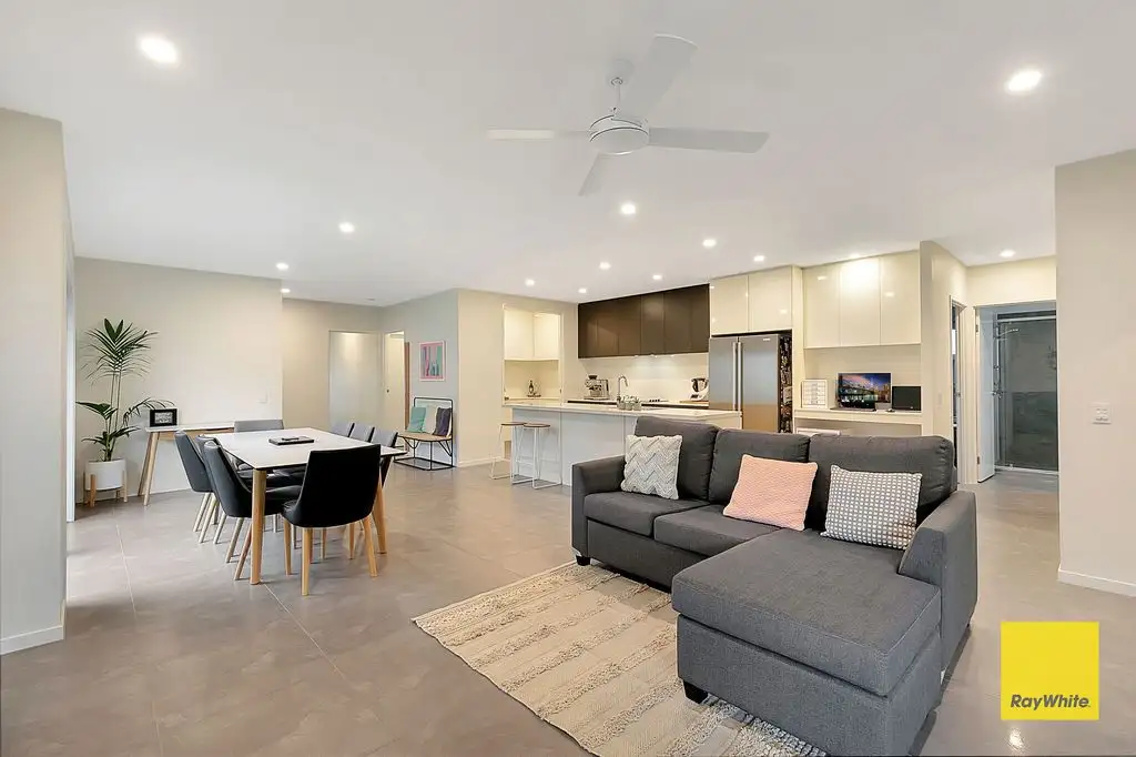 Main view of Homely house listing, 71 Ravenbourne Circuit, Capalaba QLD 4157