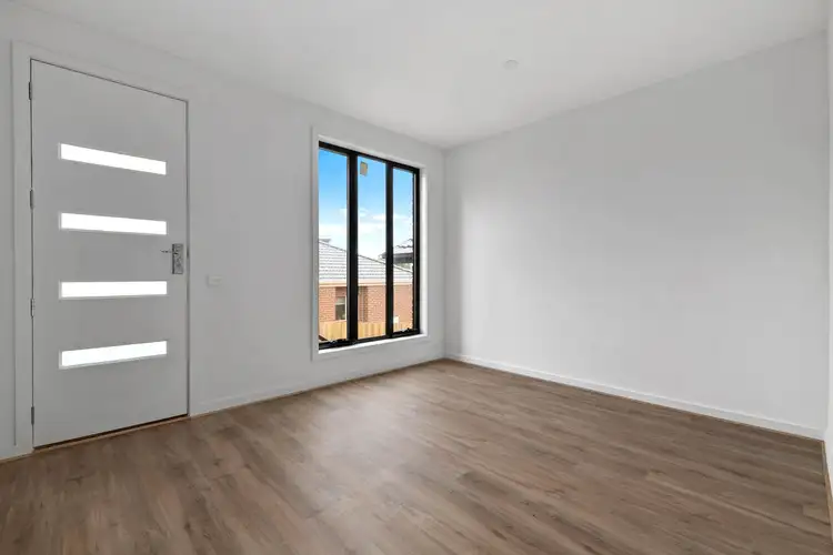 Second view of Homely unit listing, 2/14 Park View Road, Drouin VIC 3818