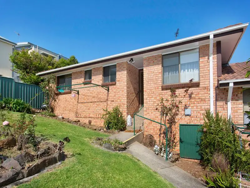 Main view of Homely unit listing, 2/17 Swan Place, Kiama NSW 2533