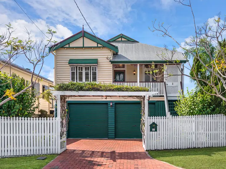 10 Stephenson Street, Bardon QLD 4065