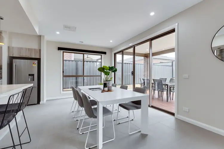 Fourth view of Homely house listing, 40 Deerbrook Circuit, Wollert VIC 3750