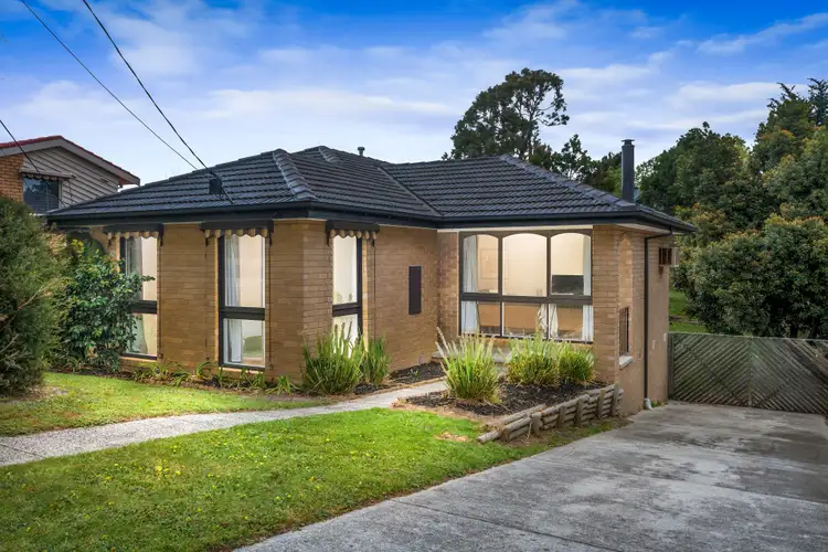 10 Pine Hill Drive, Frankston VIC 3199