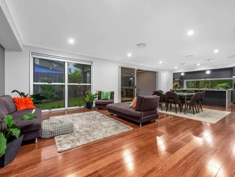 Fourth view of Homely house listing, 6 Linacre Crescent, Carindale QLD 4152