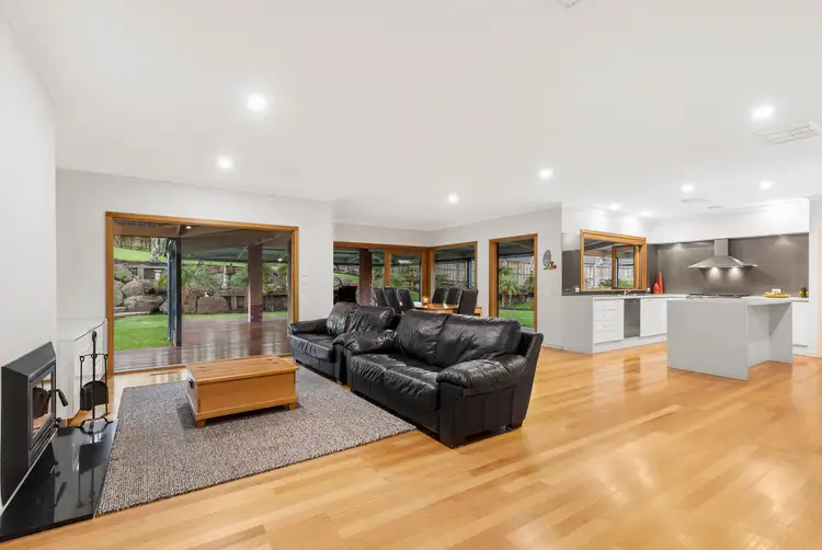 Fourth view of Homely house listing, 3 The Outlook, Lysterfield South VIC 3156