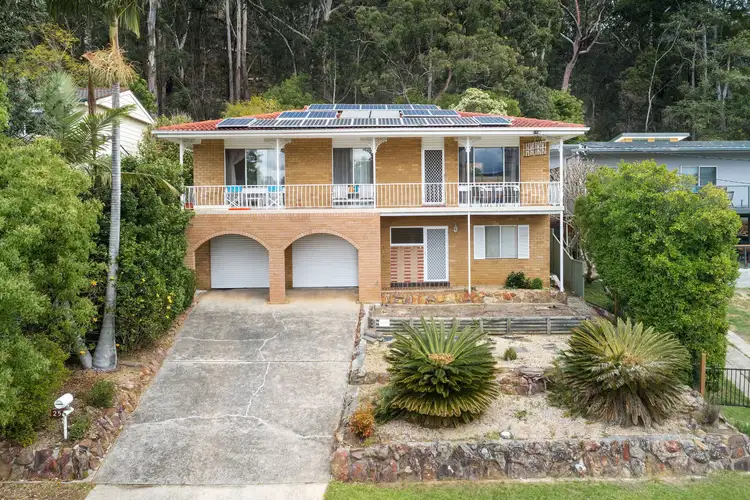 25 Tania Drive, Point Clare NSW 2250
