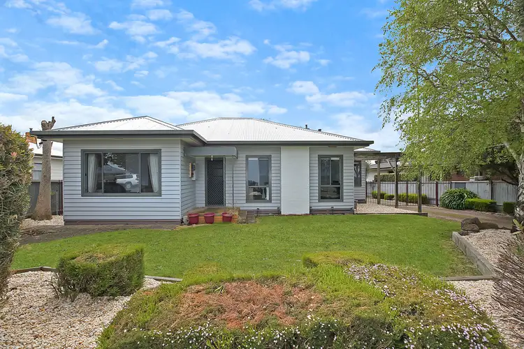 60 Mitchell Street, Cobden VIC 3266