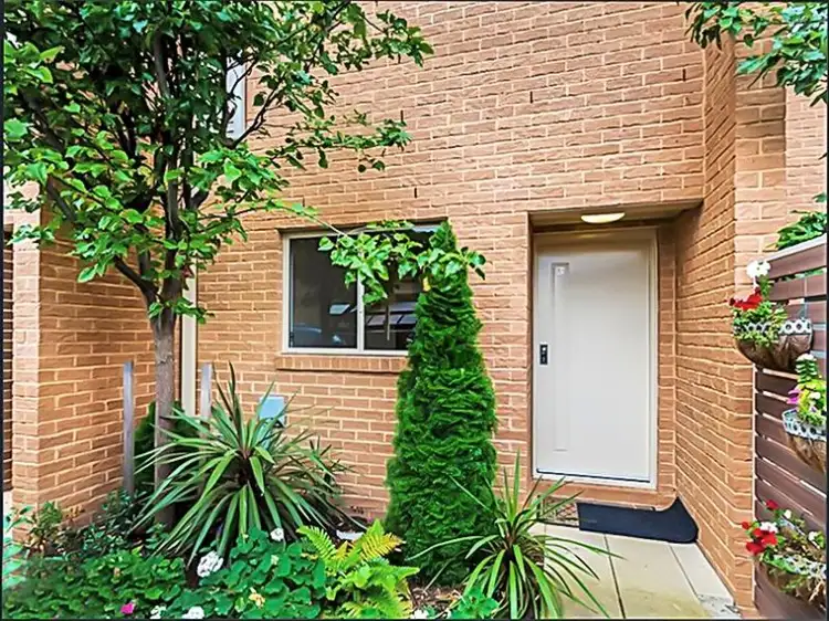 Main view of Homely unit listing, 3/2 McIntosh Street, Queanbeyan NSW 2620