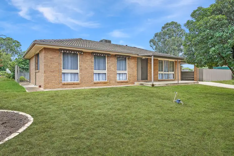 80 Vincent Road, Lake Albert NSW 2650