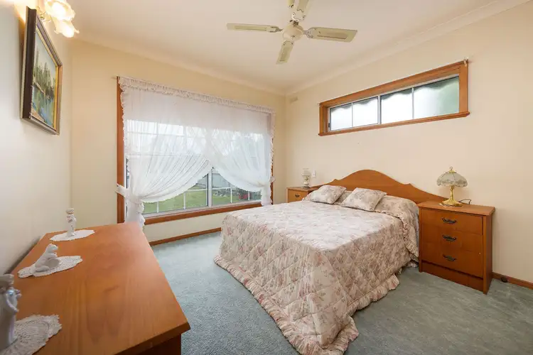 Seventh view of Homely house listing, 396 Lucinda Court, Lavington NSW 2641