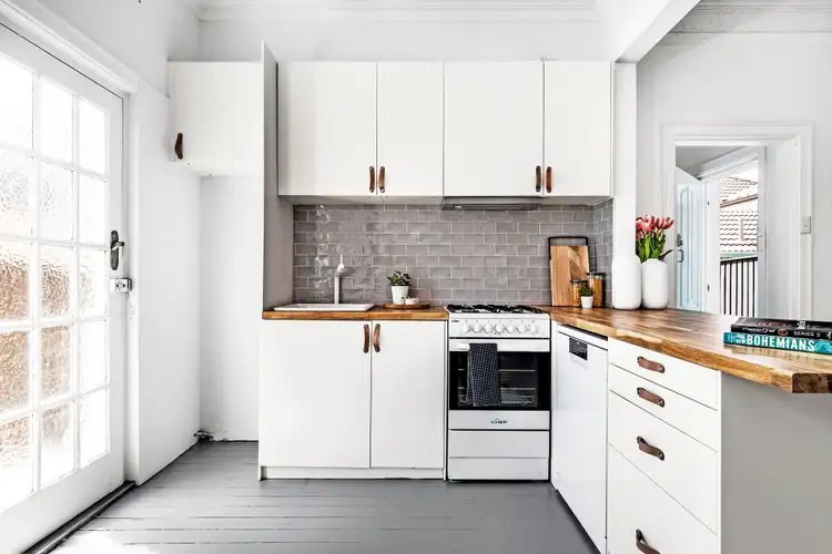 Third view of Homely apartment listing, 3/16 Hastings Parade, North Bondi NSW 2026