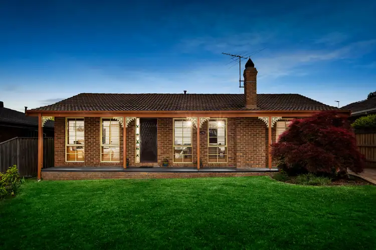 15 Mockridge Drive, Mill Park VIC 3082