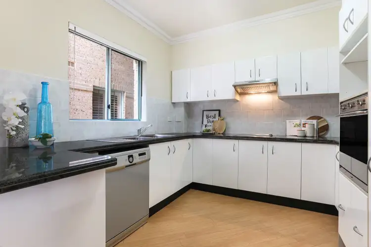 Fifth view of Homely unit listing, 9/8-12 Sellwood Street, Brighton-le-sands NSW 2216