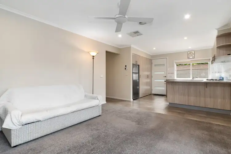 Fourth view of Homely unit listing, 2/35 Sherwood Avenue, Chelsea VIC 3196