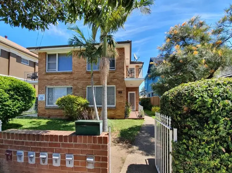 1/25 Arthur, Punchbowl NSW 2196
