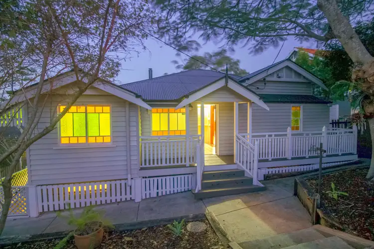 65 Chermside Road, Newtown QLD 4305