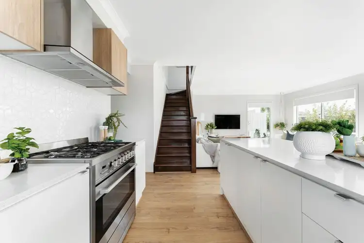 Seventh view of Homely house listing, 8 Wardan Avenue, Greenvale VIC 3059