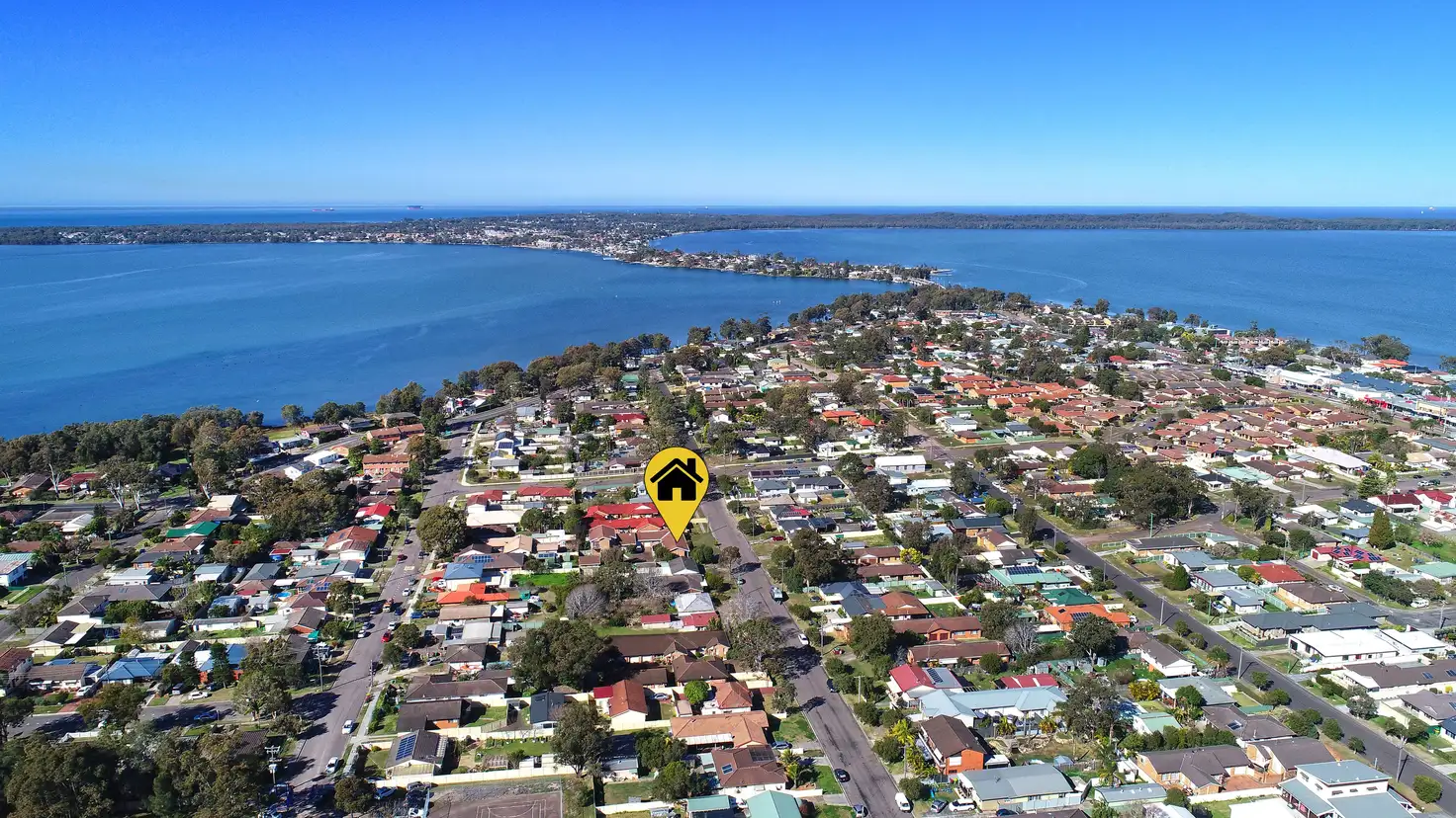 Main view of Homely villa listing, 2/25-27 Ocean View Road, Gorokan NSW 2263