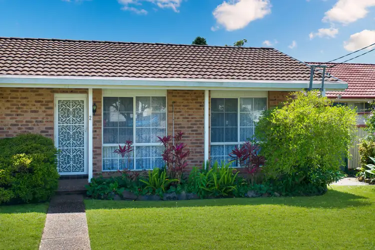 Fifth view of Homely villa listing, 2/25-27 Ocean View Road, Gorokan NSW 2263