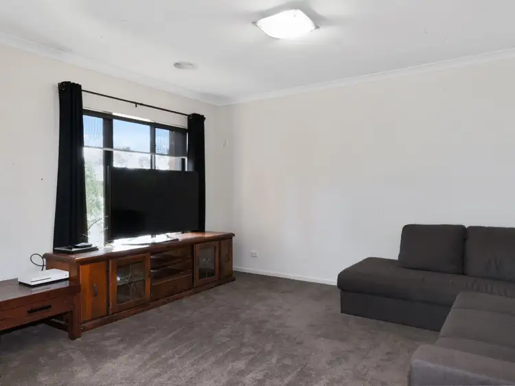 Second view of Homely house listing, 10 The Culdesac, Benalla VIC 3672