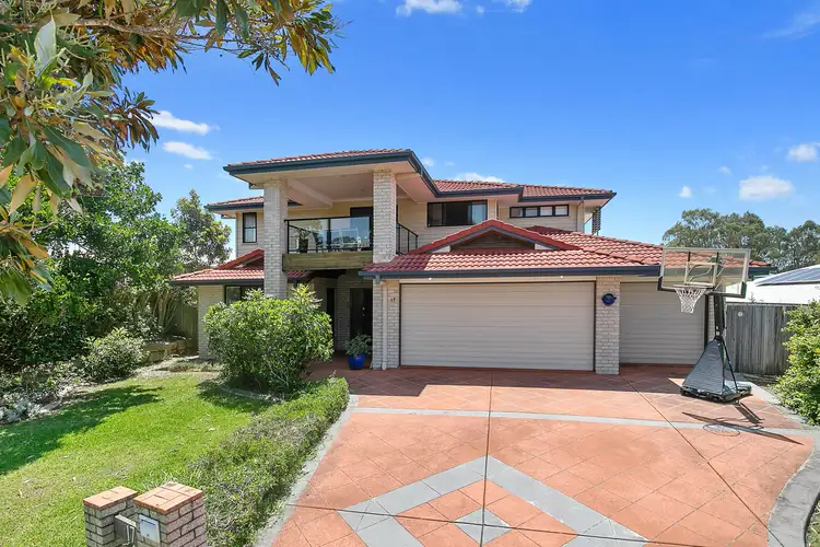 17 Trafalgar Vale Avenue, Wellington Point QLD 4160