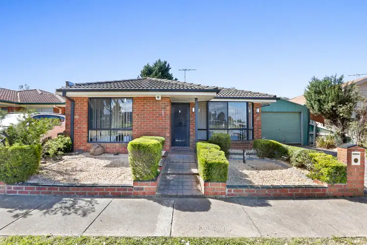 5 Rostron Way, Roxburgh Park VIC 3064
