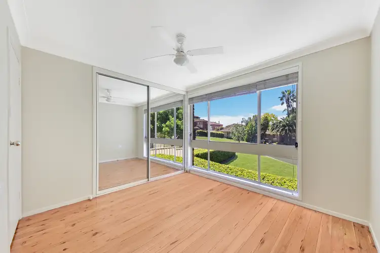 Sixth view of Homely house listing, 8 Jowett Place, Ingleburn NSW 2565