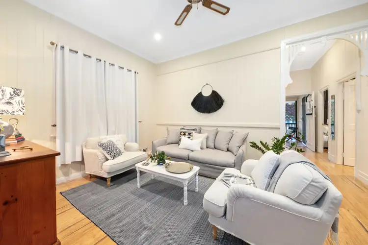 37 South Street, Yeerongpilly QLD 4105